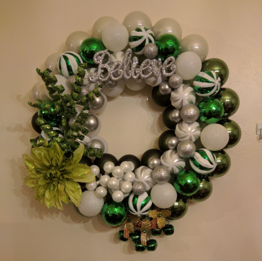 Handmade bulb wreath